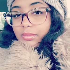 Meet your Posher, Destiny